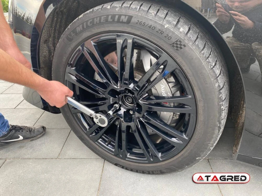 Sukimo momento raktas, 480mm ilgis, 42-210Nm diapazonas, su aliuminio ratlankių lizdais, skirtas automobilių ir dirbtuvių naudojimui