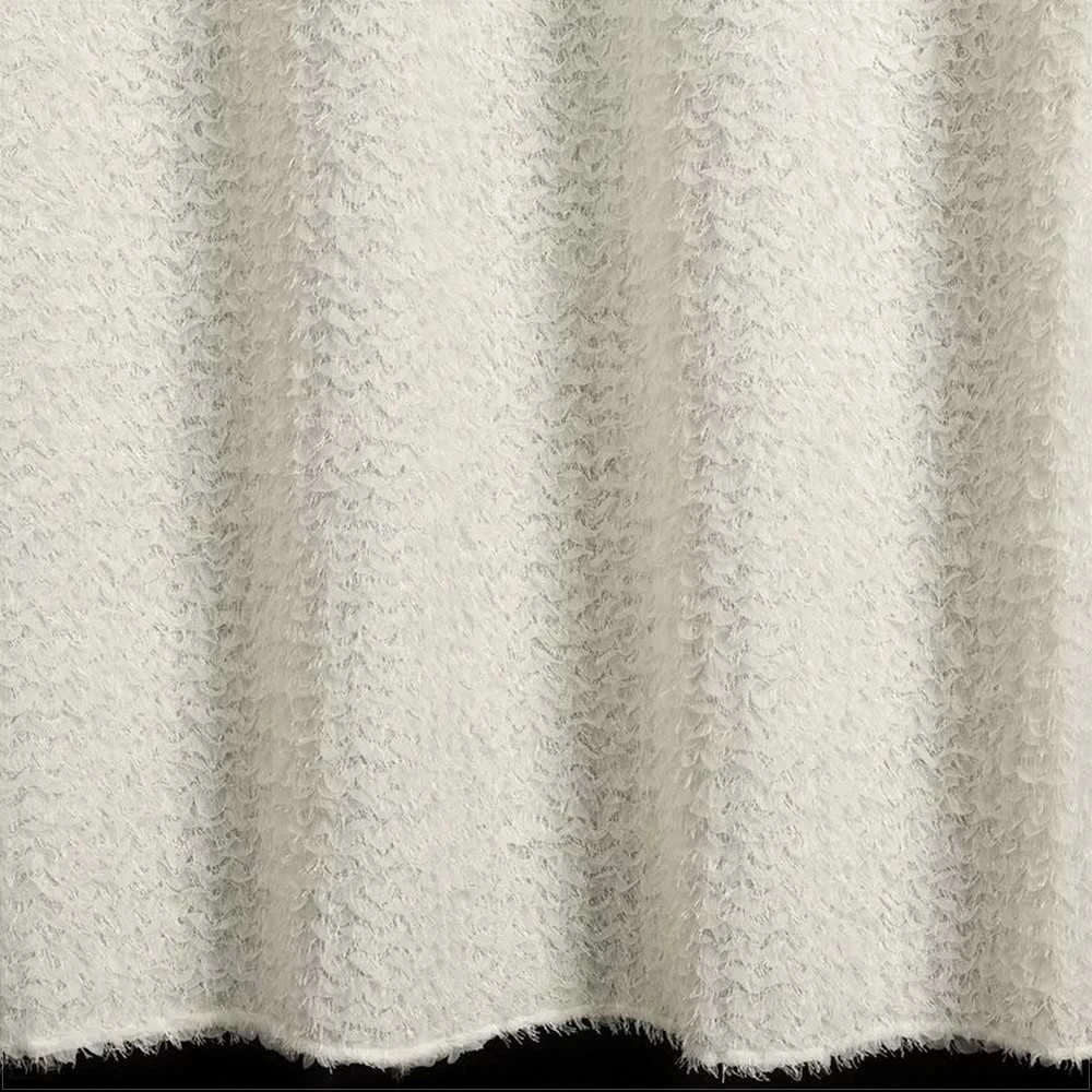 Eurofirany Tamsi kreminė Tiffany užuolaida, 135x250 cm, moherio siūlų dekoracija, tvirtinimas žiedais, poliesterio langų drapiruotė, svetainės dekoras
