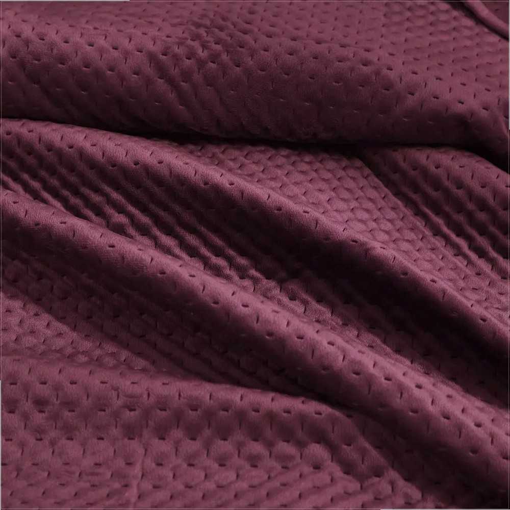 Velvetinis pledas, 240x220 cm, bordo geometrinis pledas, dekoratyvinė lovatiesė, švelnus pledas, modernus miegamojo dekoras, sofa