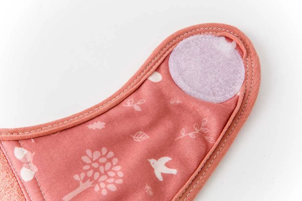 Babytolove Bambukinis rankšluostis kūdikiams – rožinis miškas