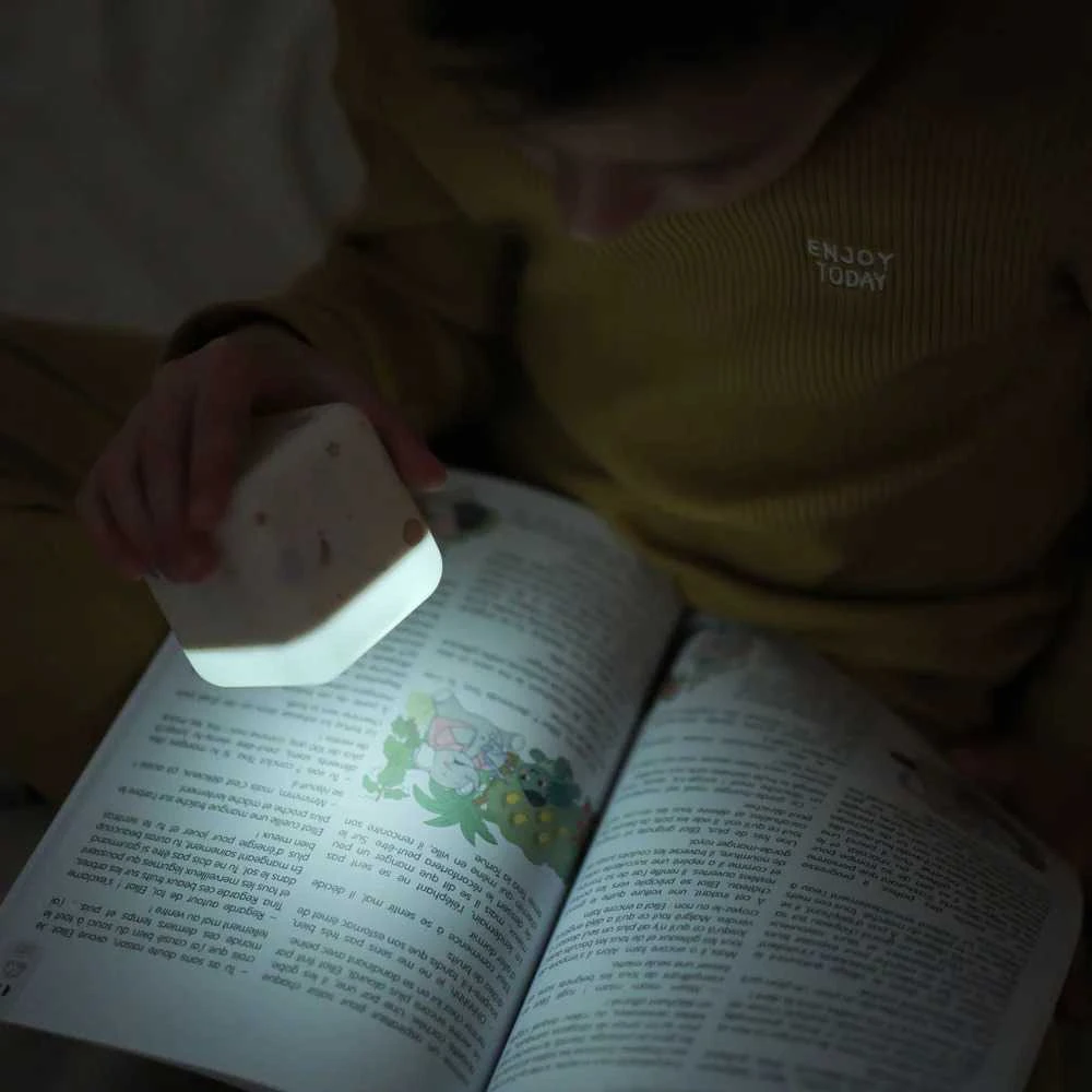 Cloud B Nešiojama naktinė lemputė „Cube B™“ – šviečiantis kubas – „Kosmos“