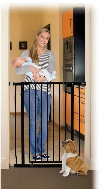 „Dreambaby Liberty Tall Gate“ šunų apsaugos varteliai (plotis: 75–82 cm x aukštis: 93 cm) – juoda