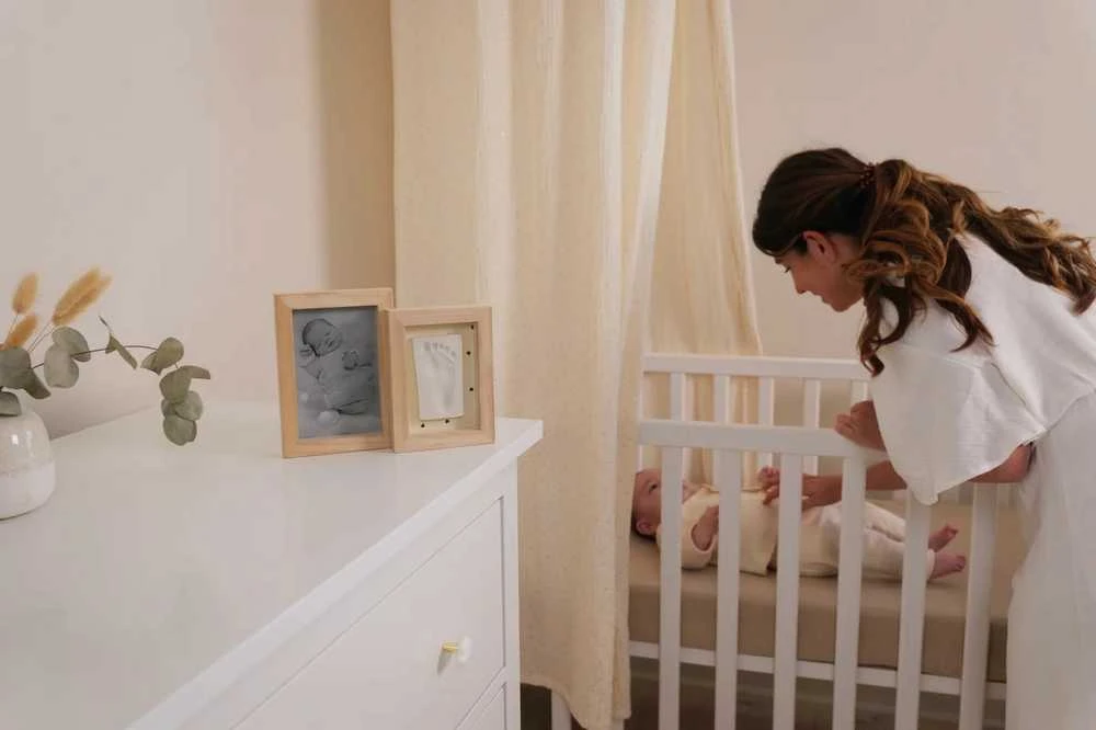 Home Styling Collection „Petit Artichaut“ dviejų dalių paveikslas ir nuotraukų rėmelis – širdelės