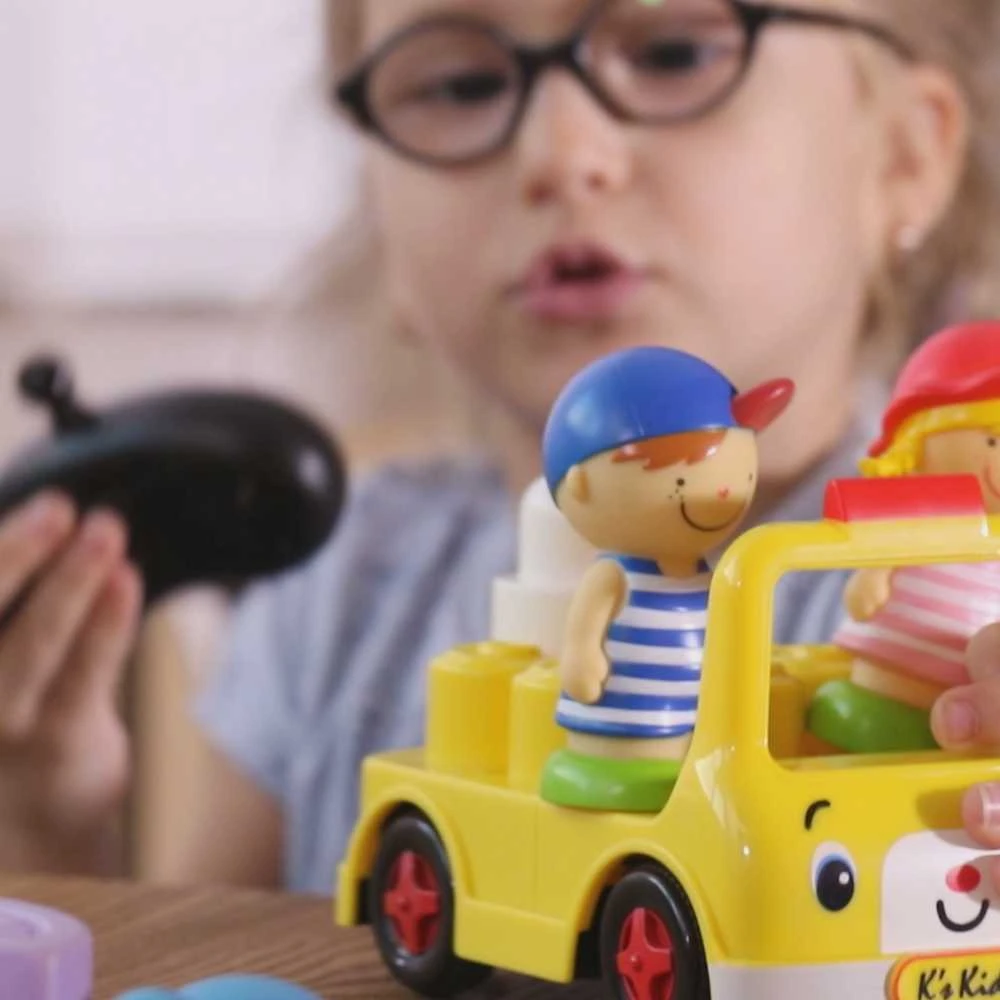 K's Kids Nuotoliniu būdu valdomas mokyklinis autobusas - kaladėlių rinkinys