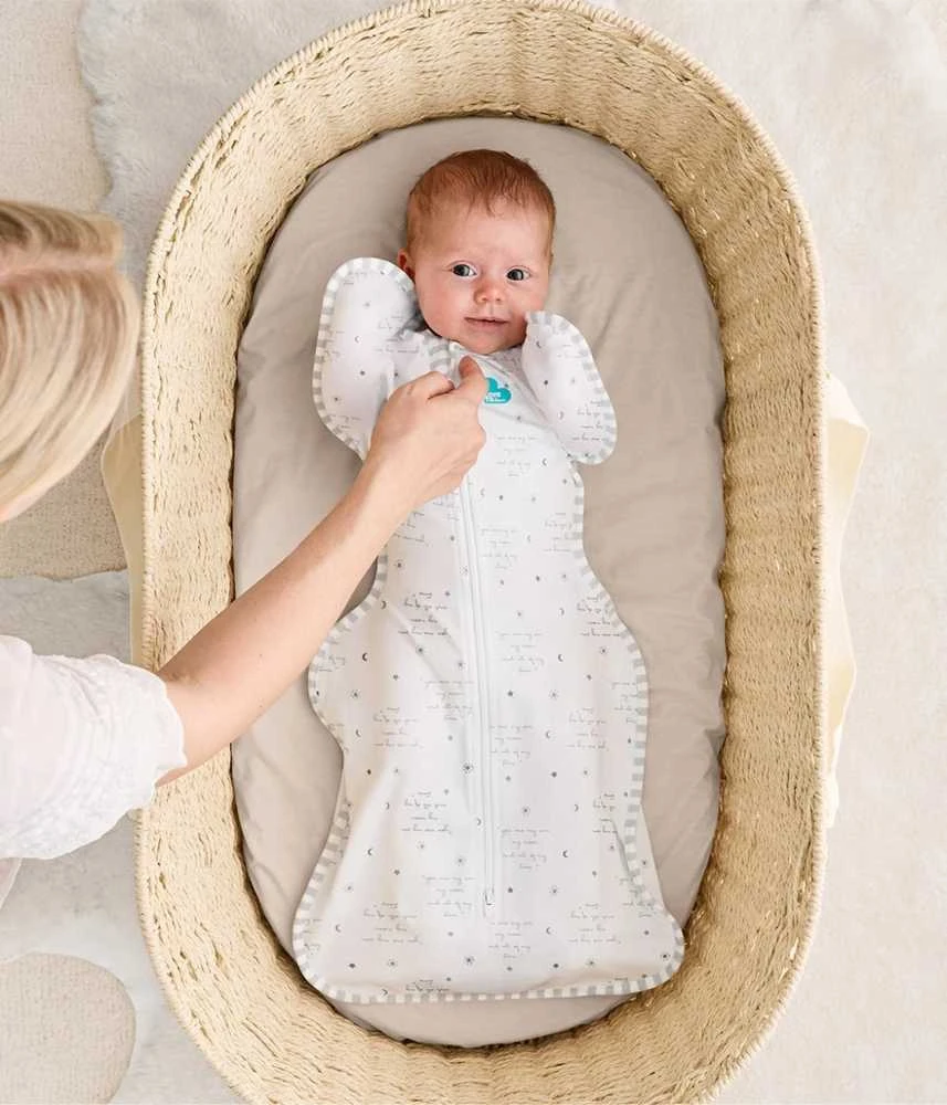 Love To Dream Vystyklas „Swaddle UP“ – XS dydis – baltas, su tarpais ir ETAP1 užrašais – originalus 0.2 TOG