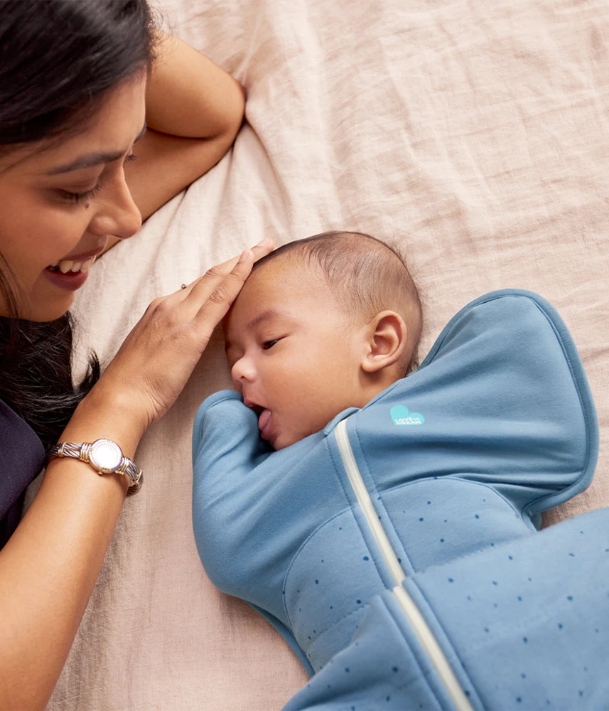 Love To Dream Vystyklavimo maišelis Swaddle UP – Dydis M – 2.5 TOG – Mėlynos taškelės