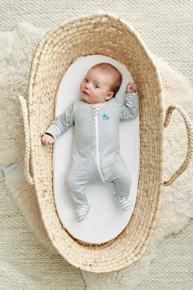 Love To Dream pilki šliaužtinukai kūdikiui krepšyje