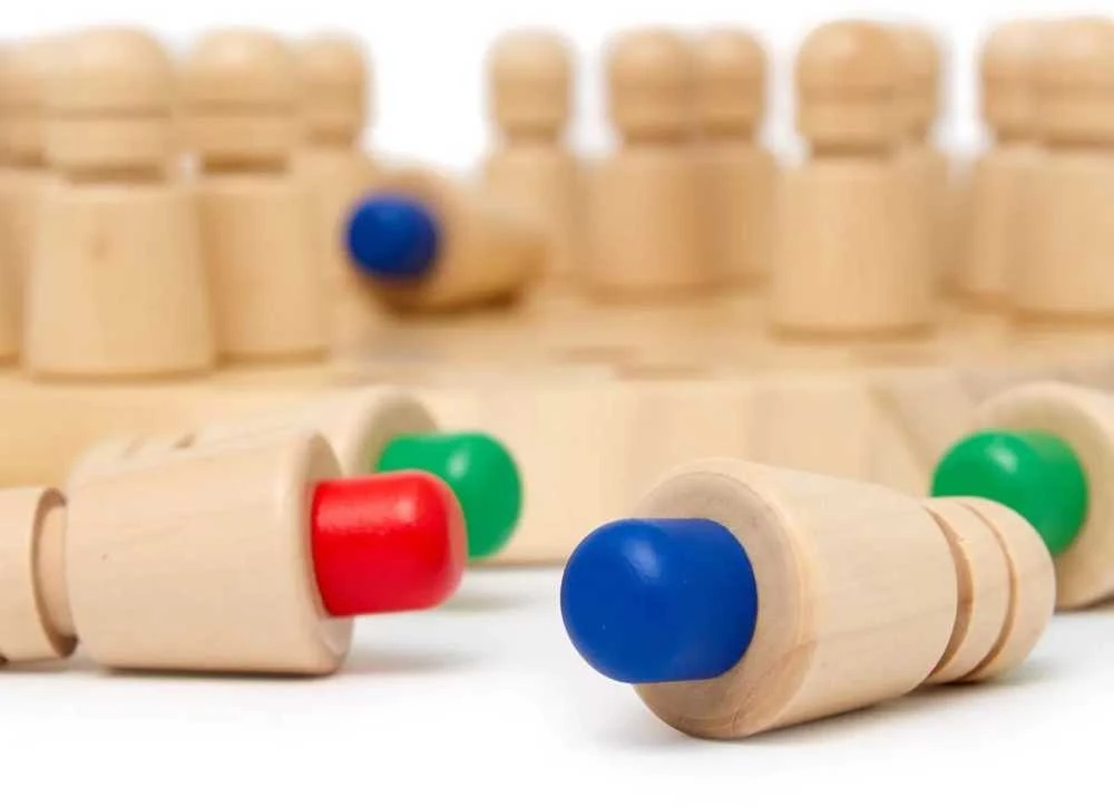 Miniland Atminties žaidimas „Memo Colors“ – protas ir judesys
