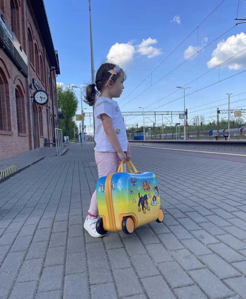 Kelioninis lagaminas su ratukais Nickelodeon Paw Patrol (Šunyčiai patruliai), Geltonas