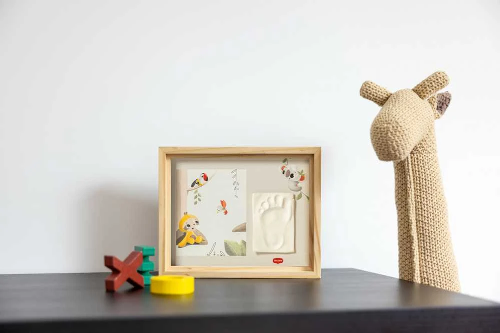 Tiny Love MAŽI MEILĖS KŪRINIAI TLC1660700 Paveikslų rėmelis ir medinis raštas