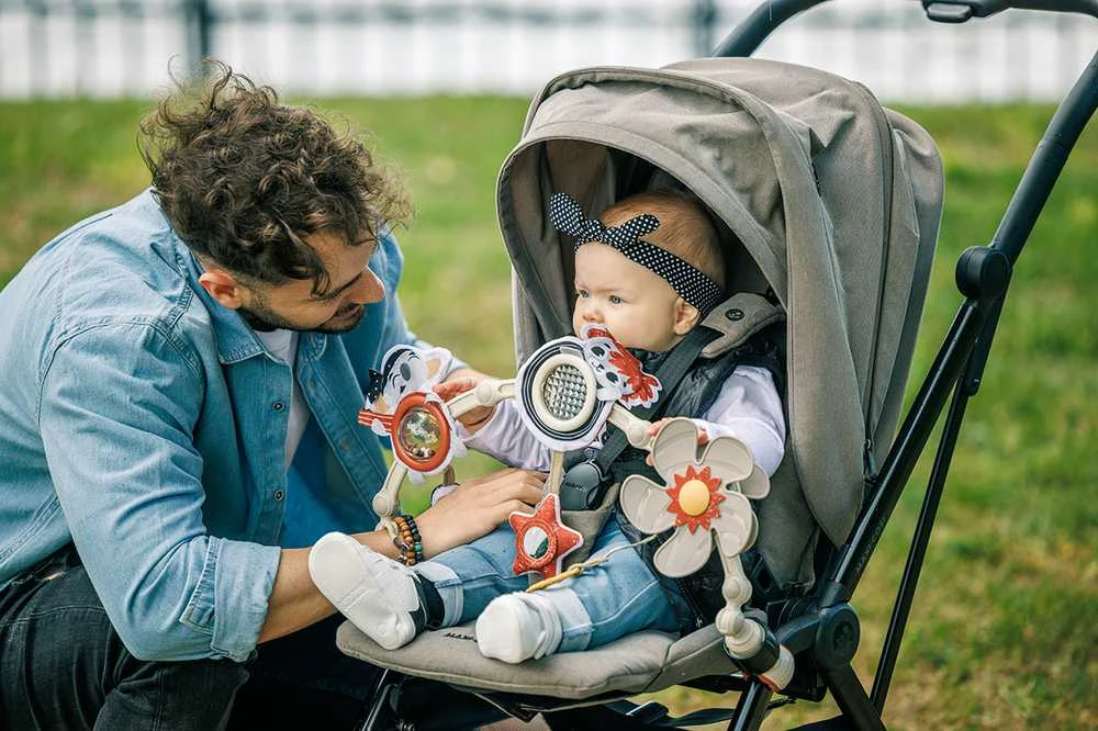 Tiny Love lankas vežimėliui naudojimo metu