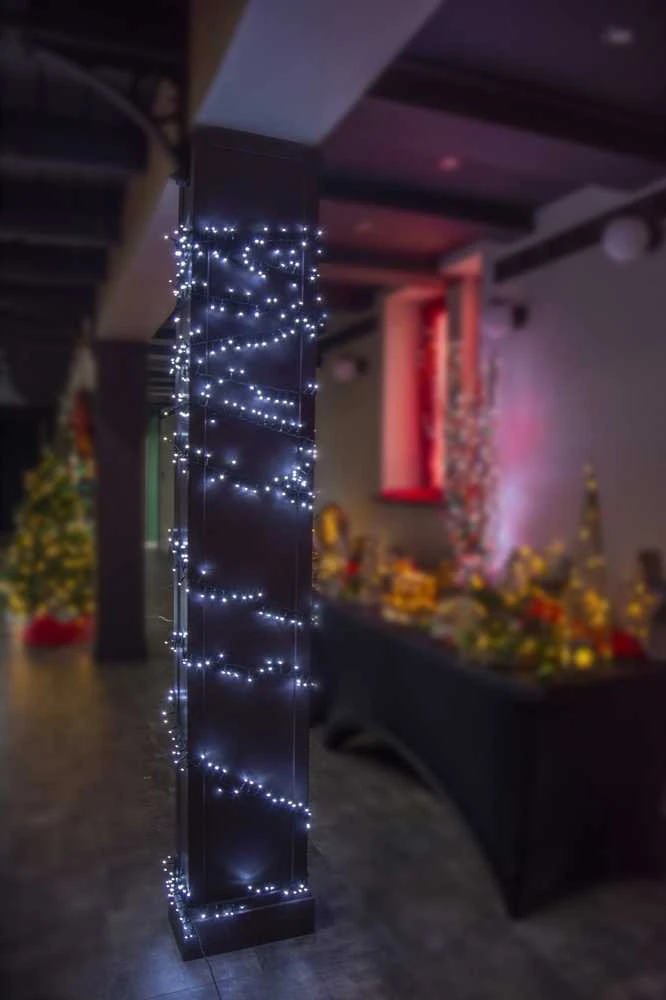 Kalėdų eglutės lemputės Retlux 200 LED šaltai balta