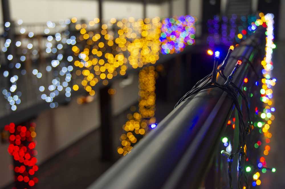 Kalėdų žiburiai Retlux 500 LED spalvos