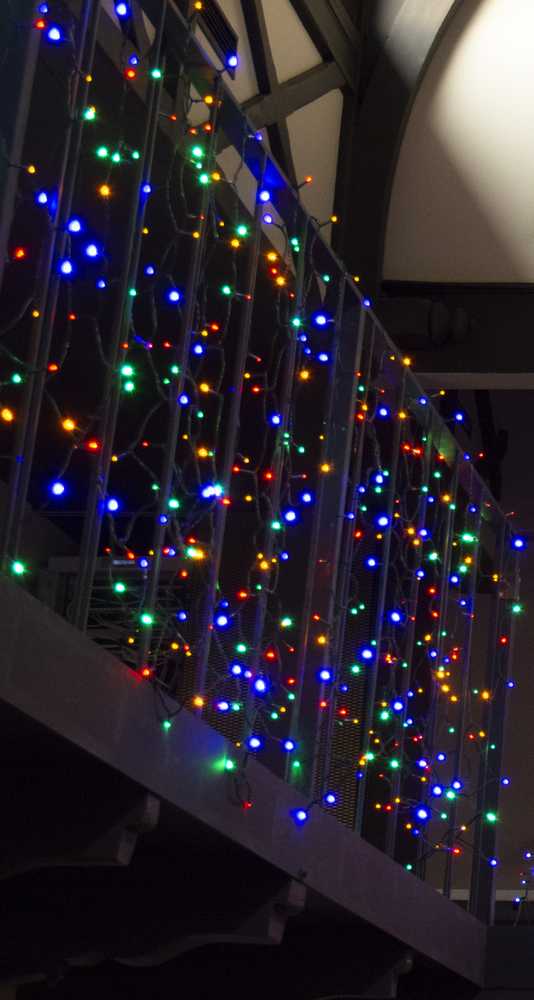 vadovaujama Architektūros žibintai Retlux 600 LED spalvos