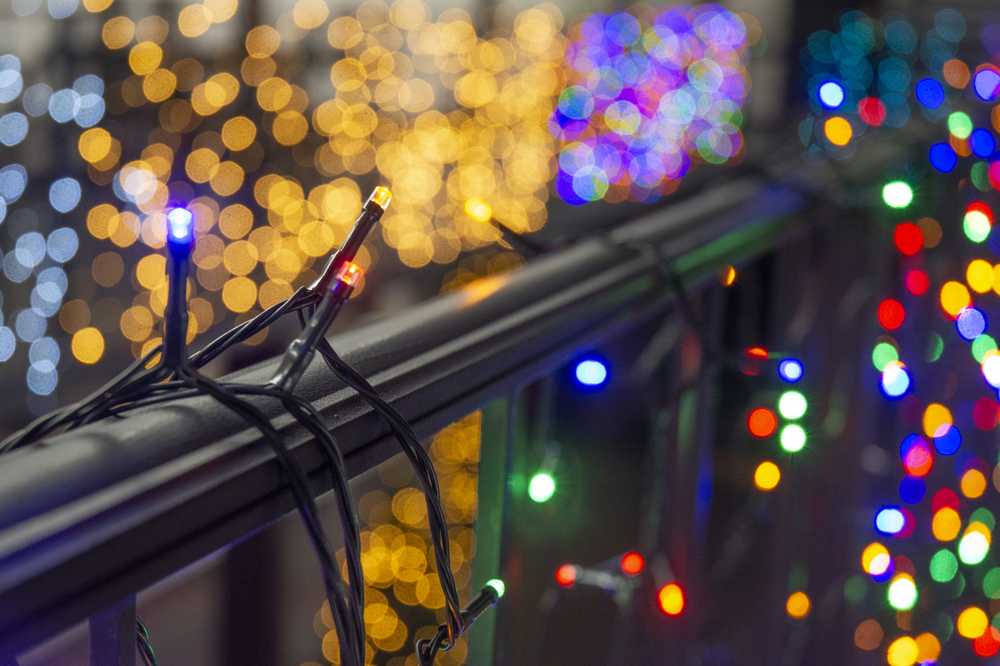 vadovaujama Architektūros žibintai Retlux 600 LED spalvos