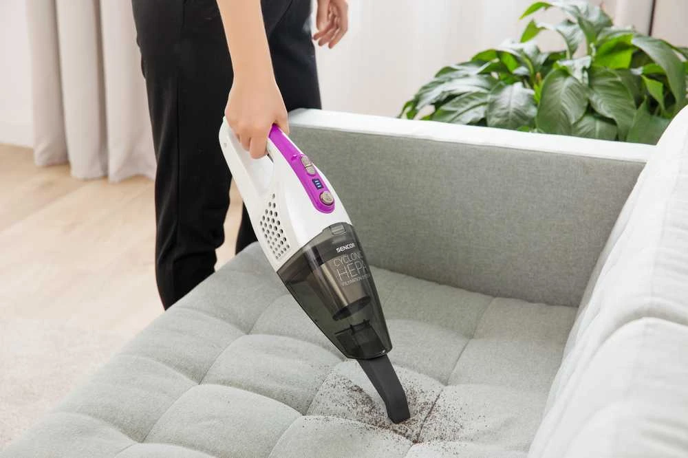 Sencor akumuliatorinis dulkių siurblys 2in1, su nuimamu rankiniu dulkių siurbliu SVC7814VT