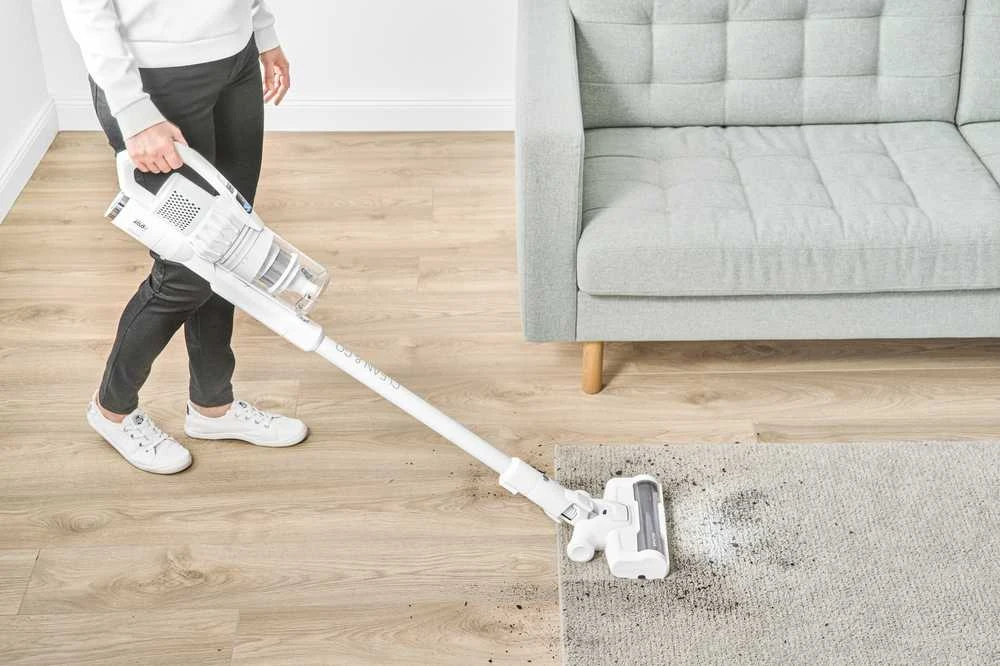Dulkių siurblys vertikalus Sencor SVC 9829WH