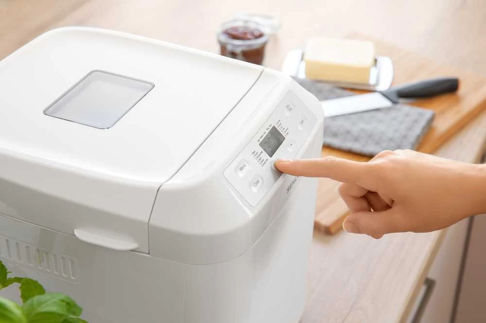 Duonkepė Sencor SBR 1040WH