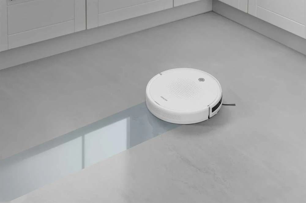 Dulkių siurblys - robotas Sencor SRV 1550WH