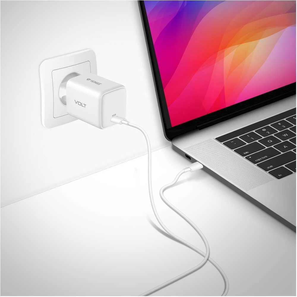 Yenkee Įkroviklis jungiama į tinklą USB C 45W 3A Power delivery 3.0 QC3.0 Balta