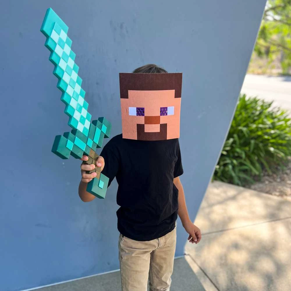 Disguise,Minecraft Apsiaustas, „Minecraft“ apranga – „Minecraft“ kardas su apsiaustu (156239)