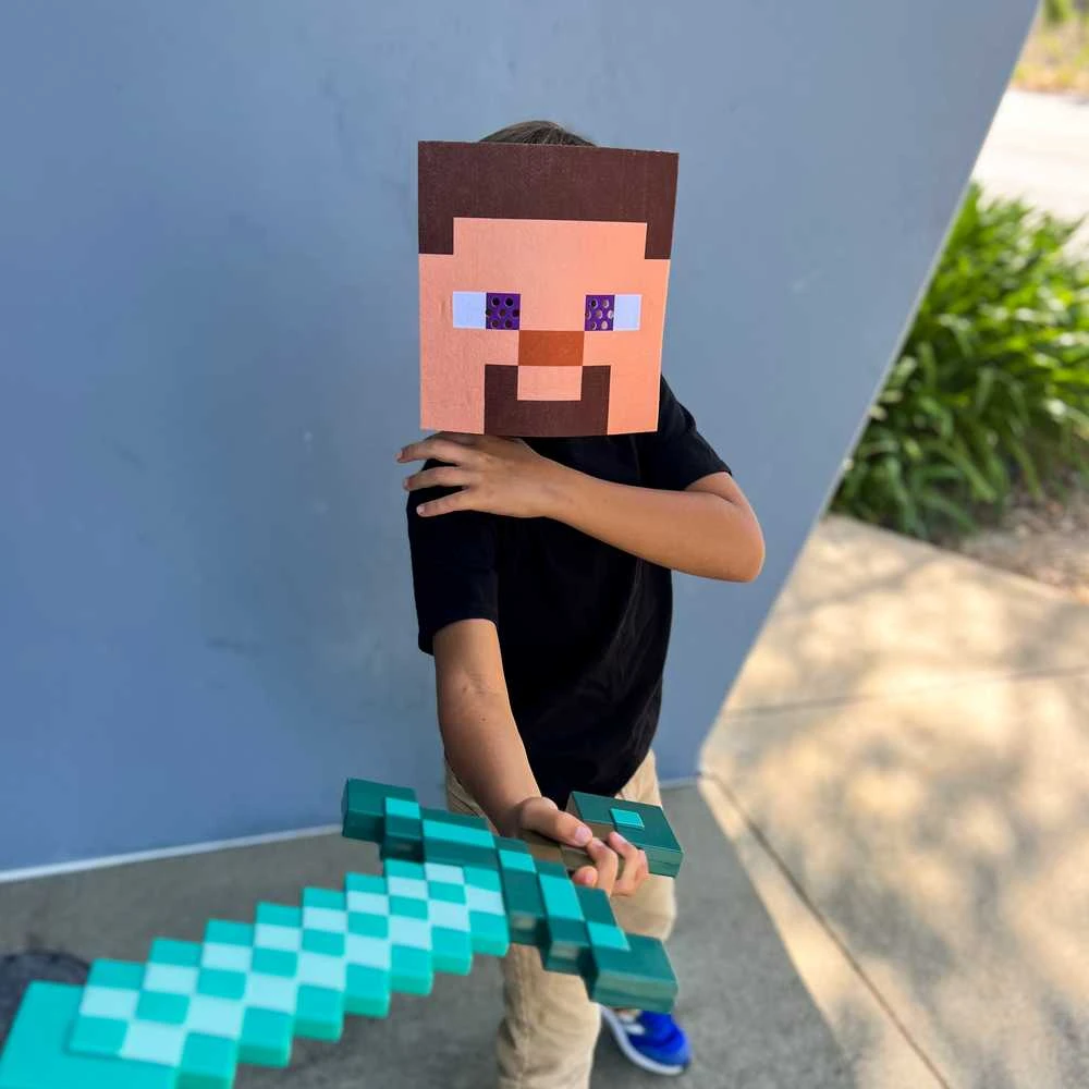 Disguise,Minecraft Apsiaustas, „Minecraft“ apranga – „Minecraft“ kardas su apsiaustu (156239)