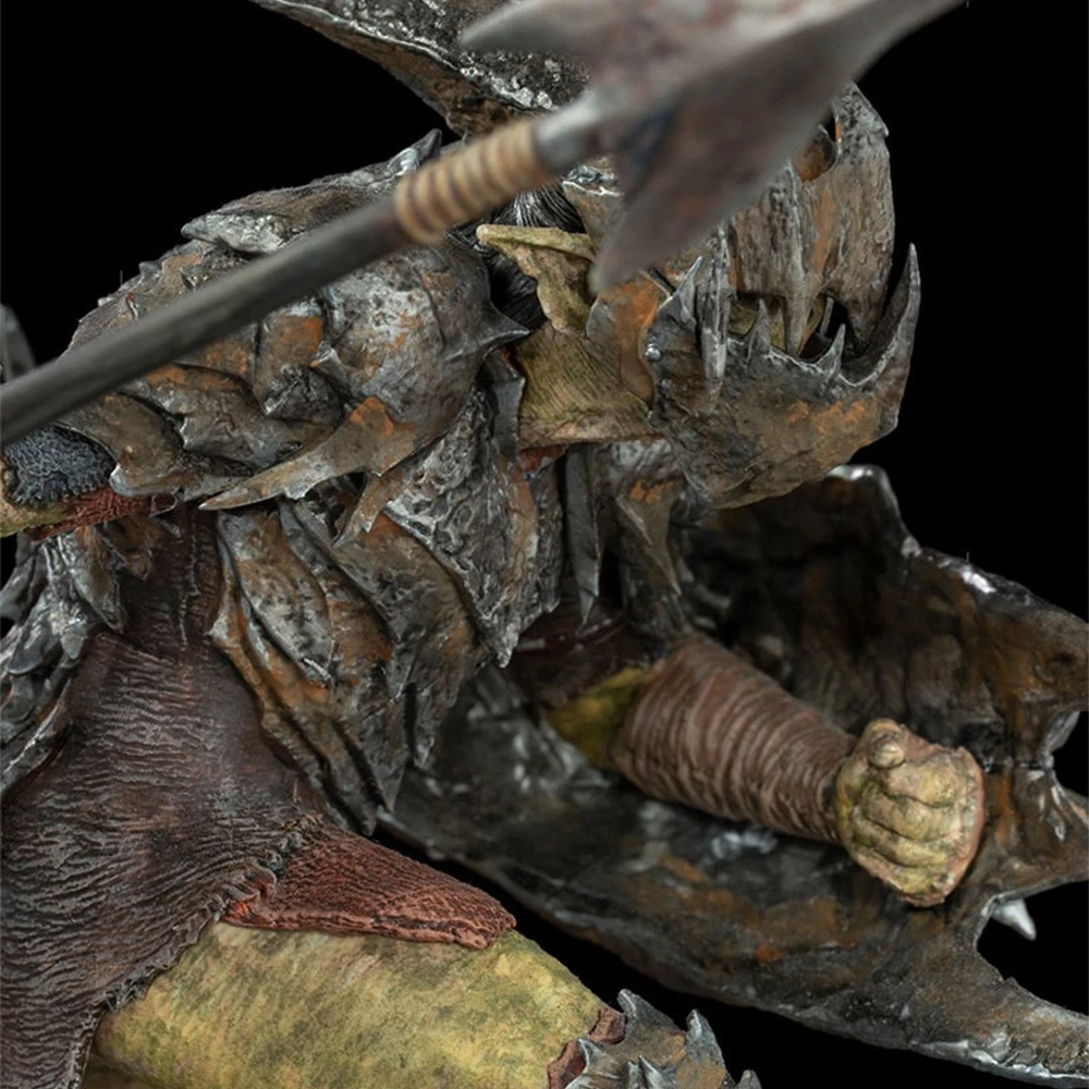 Iron Studios LORD OF THE RINGS Žiedų valdovas – šarvuotų orkų statulos meno skalė 1/10