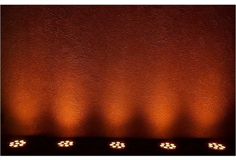 LIGHT4ME PENTA PAR 8x12W MKII RGBWA - RGB LED prožektorius