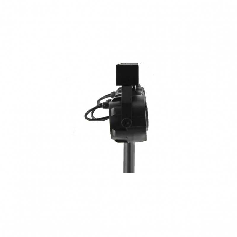 LIGHT4ME T-BAR LED COB PAR 4x30W stovo dangtelis