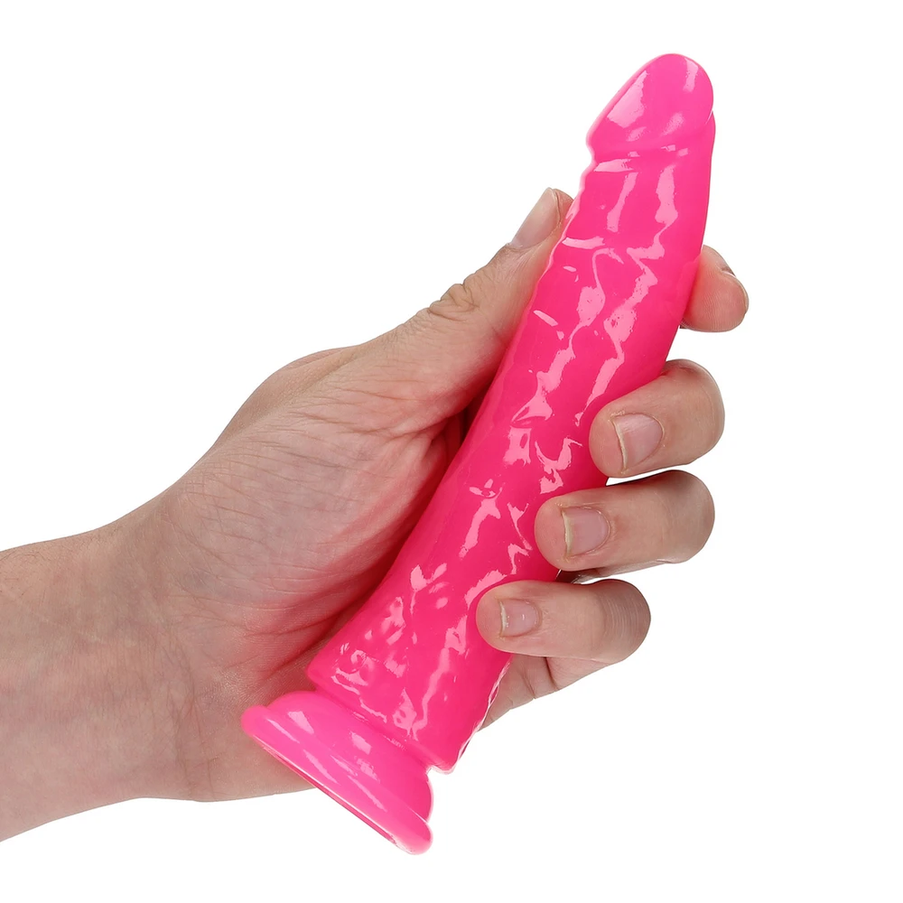 Realrock By Shots Lieknas tikroviškas dildo su siurbimo taurele – švyti tamsoje – 6'' / 15,5 cm