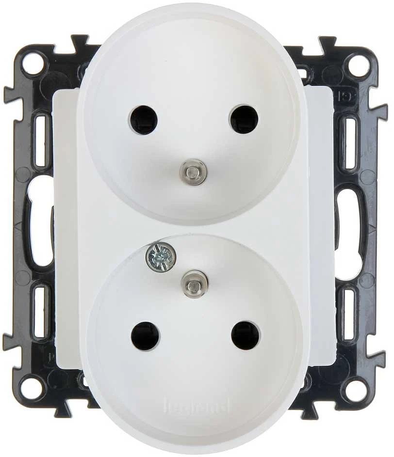 DVIGUBAS LIZDAS LE-753190 Valena Life 230 V 16 A LEGRAND