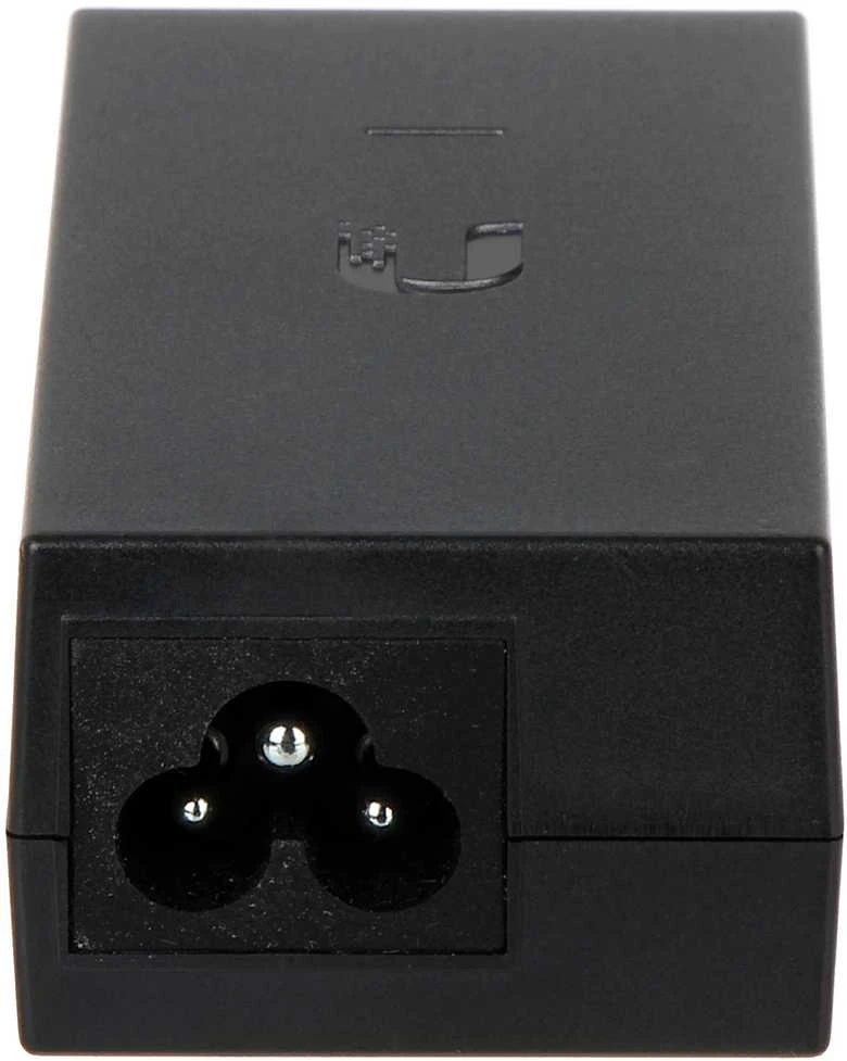 Ubiquiti PoE maitinimo blokas su trijų kontaktų įvestimi