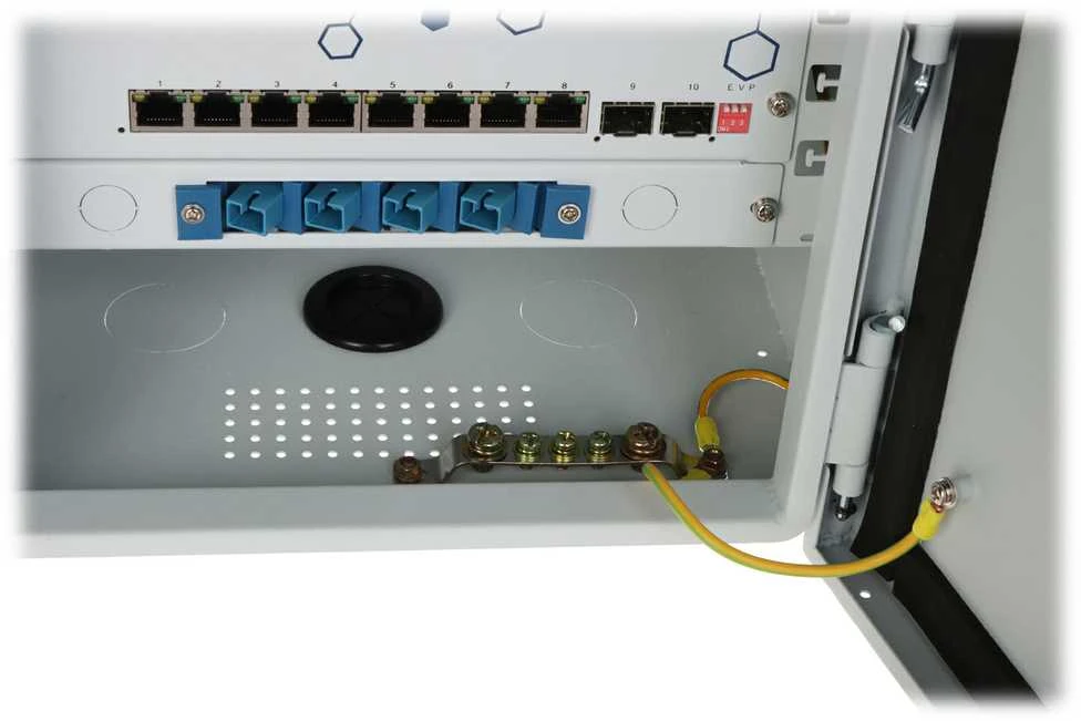 Šakotuvas TST IŠORINĖS KAMEROS PASKIRSTYMO TAŠKAS EXPERT-POE/OTD-82GSFP 8 PoE + 2 x SFP