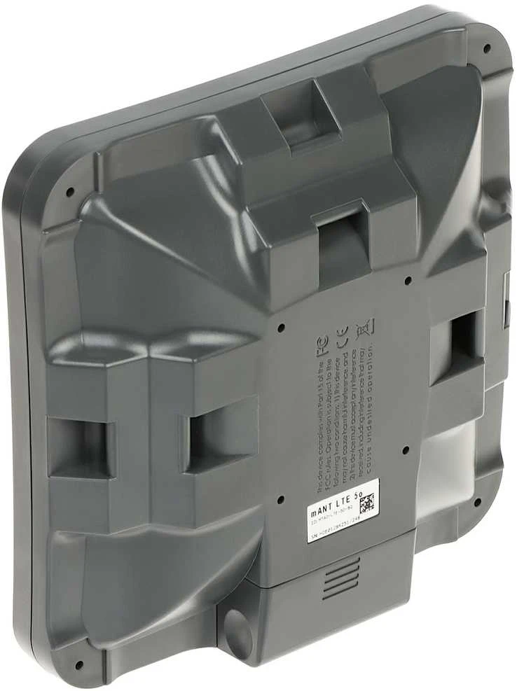 MIKROTIK MTAO-LTE-5D-SQ Mikrotik mANT LTE 5o - 5dBi LTE antena su 2 x SMA jungtimis