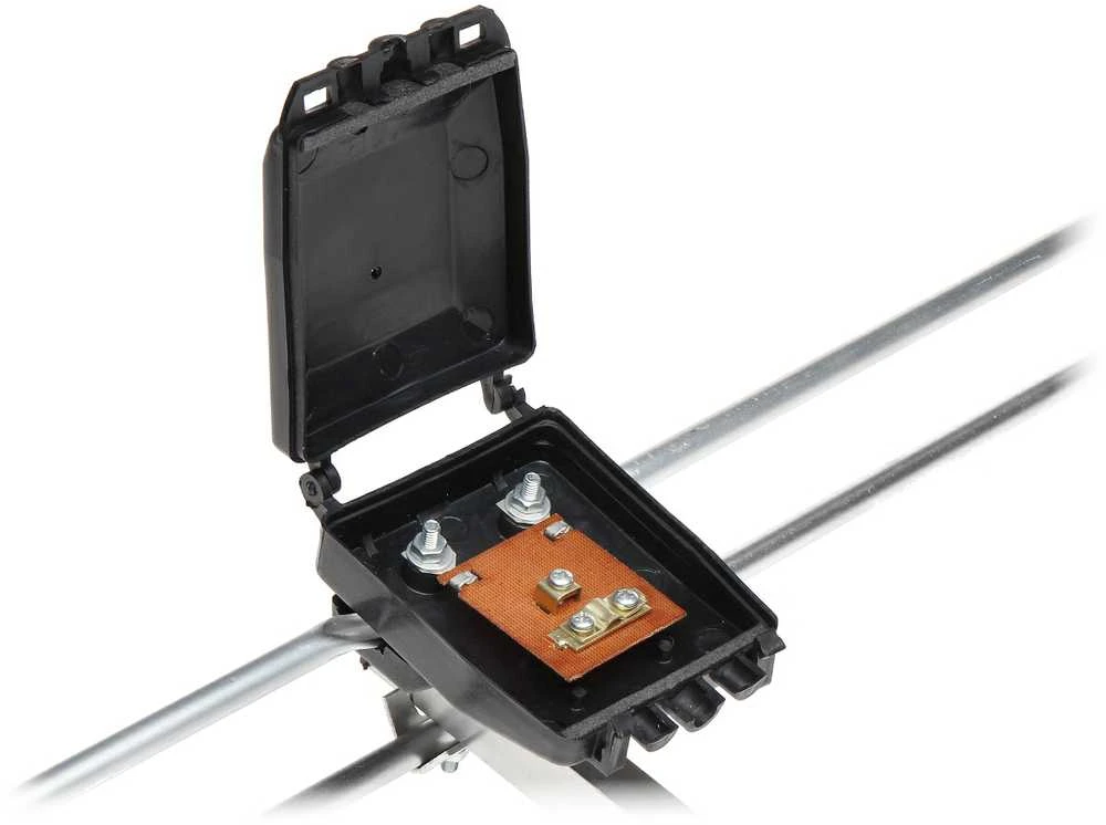 TST RTV antena KRYPTINĖ ANTENA 1 / RZ / B / 88-108 / S