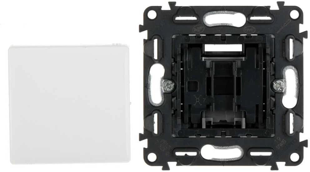 KRYŽMINIS JUNGIKLIS LE-752107 Valena Life 10 A LEGRAND