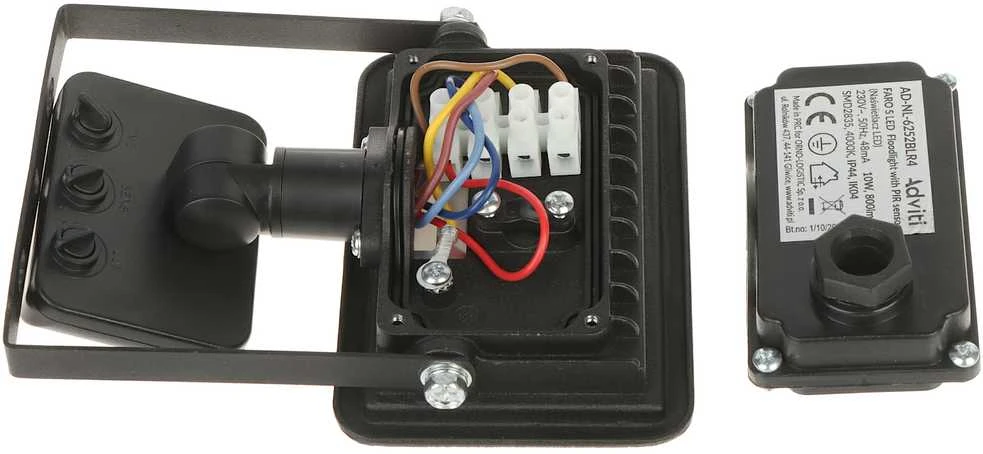 Orno FARO S LED prožektorius su PIR 10W, 800lm, IP44, 4000K, aliuminis + stiklas
