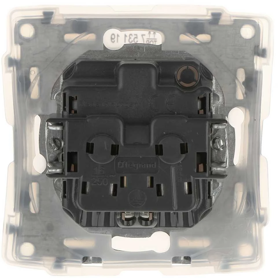 PAVIENIS LIZDAS LE-753119 Valena Life 230 V 16 A (Schuko) IP44 LEGRAND