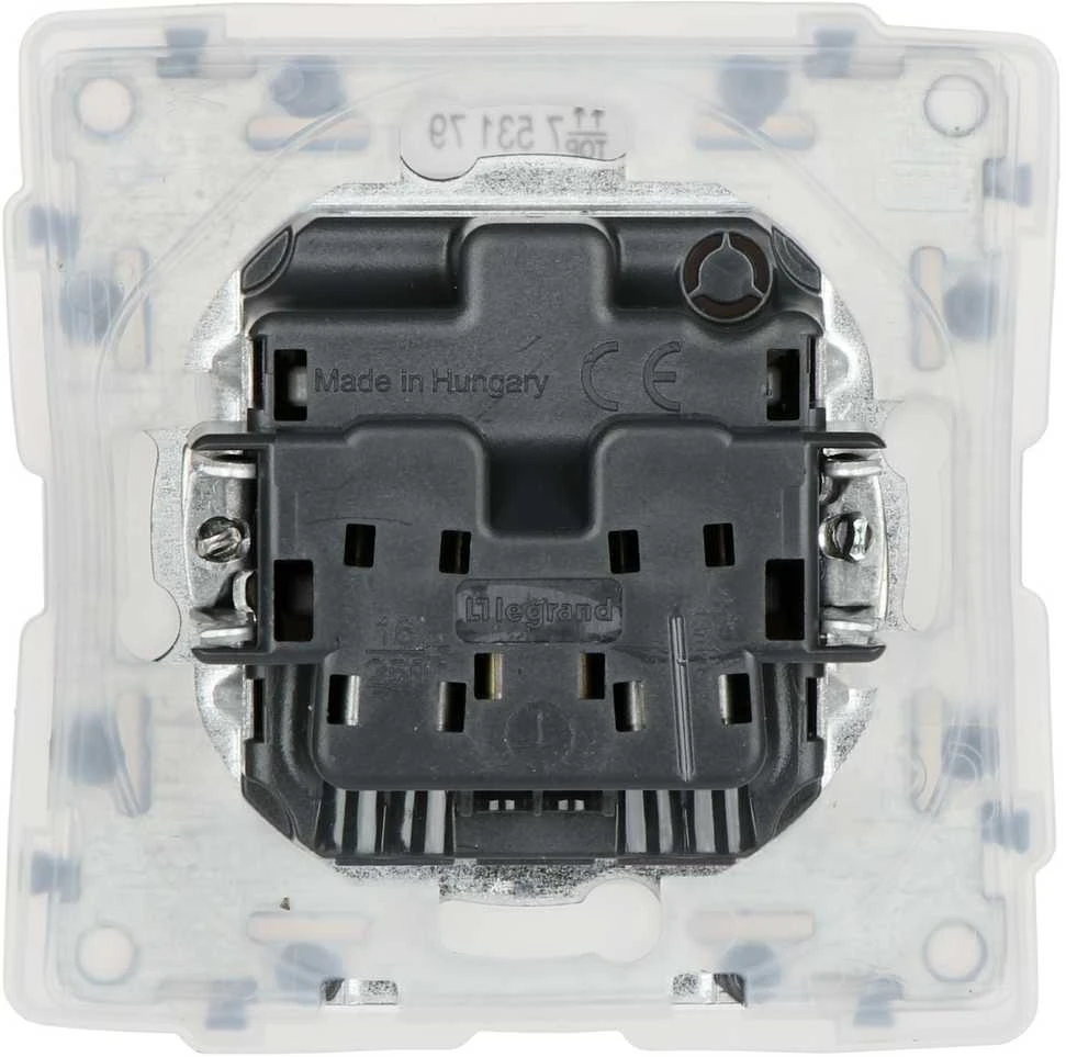 PAVIENIS LIZDAS LE-753179 Valena Life 230 V 16 A IP44 LEGRAND