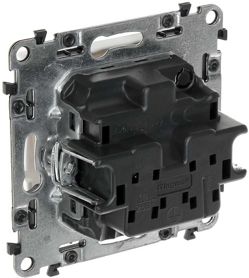 PAVIENIS LIZDAS LE-753181 Valena Life 230 V 16 A LEGRAND
