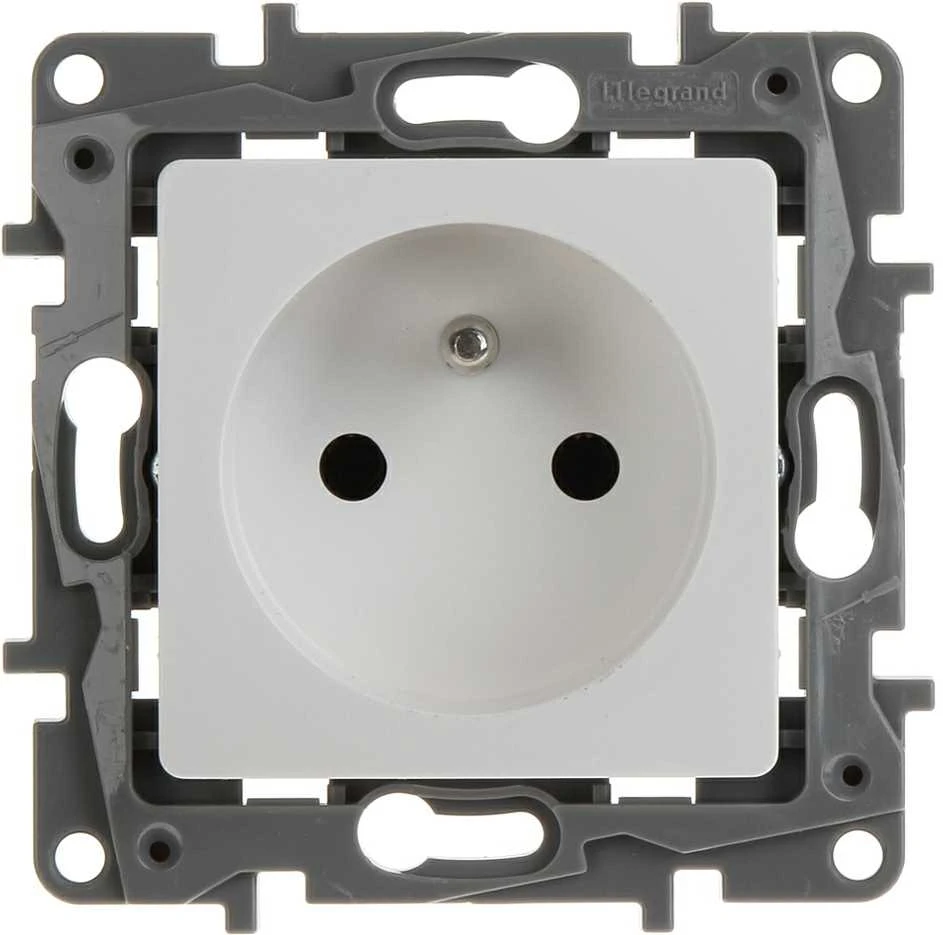PAVIENIS LIZDAS LE-764540 Niloe 230 V 16 A LEGRAND