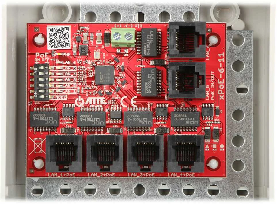 Šakotuvas SWITCH POE XPOE-6-11-S2 5 PRIEVADŲ ATTE