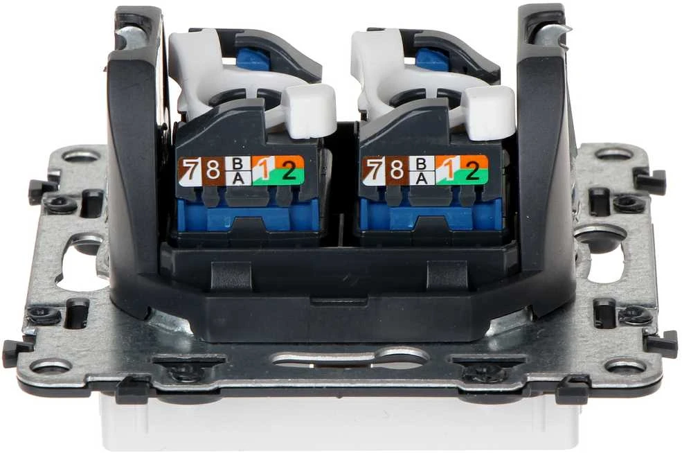 UŽBAIGIMO LIZDAS LE-753141 Valena Life RJ-45 LEGRAND