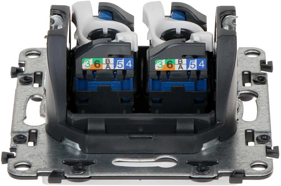 UŽBAIGIMO LIZDAS LE-753141 Valena Life RJ-45 LEGRAND