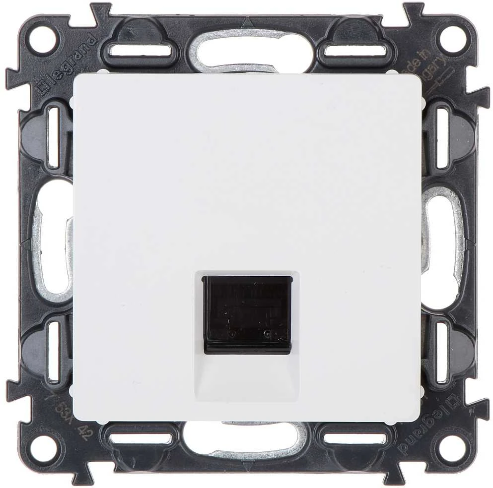 UŽBAIGIMO LIZDAS LE-753142 Valena Life RJ-45 LEGRAND