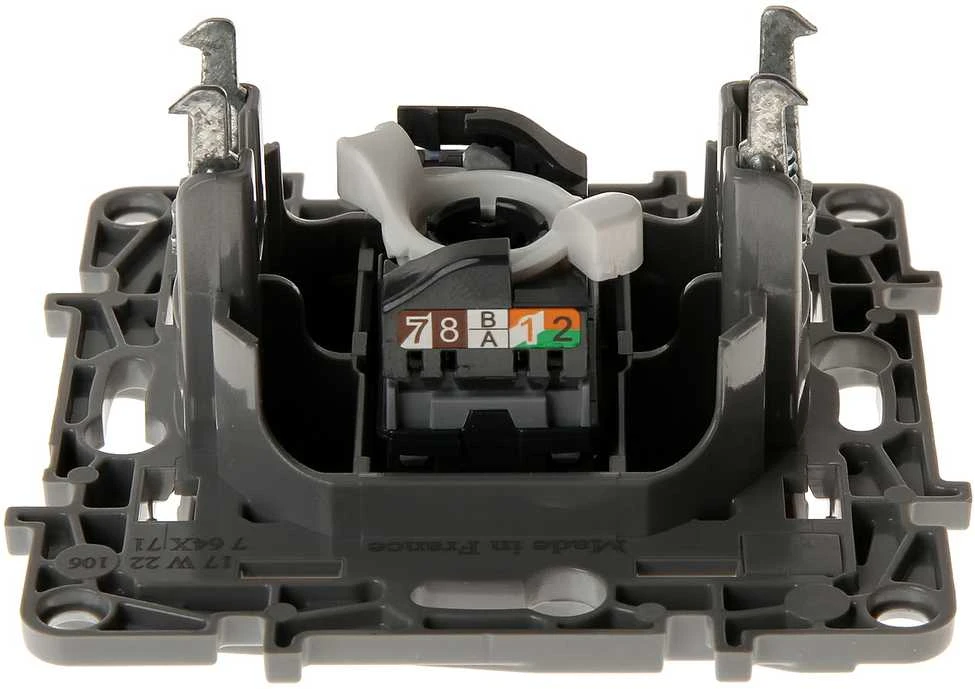 UŽBAIGIMO LIZDUKAS RJ-45 LE-764571 Niloe LEGRAND