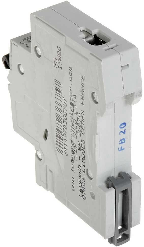 VAROMASIS JUNGIKLIS LE-419137 VIENFAZIS 20 A B TIPAS LEGRAND