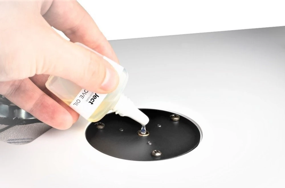 Pro-Ject Lube It Oil, skirta sutepimo stalo guoliams tepti aprašymas - Prekės nuotrauka