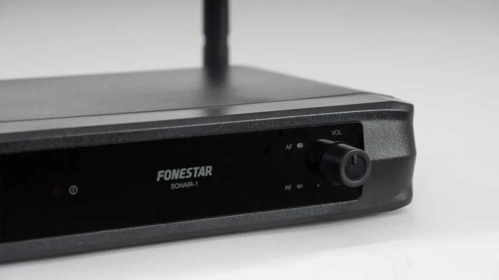 „Fonestar SONAIR-1M“ – nešiojamas belaidis UHF mikrofonas su fiksuotu dažniu