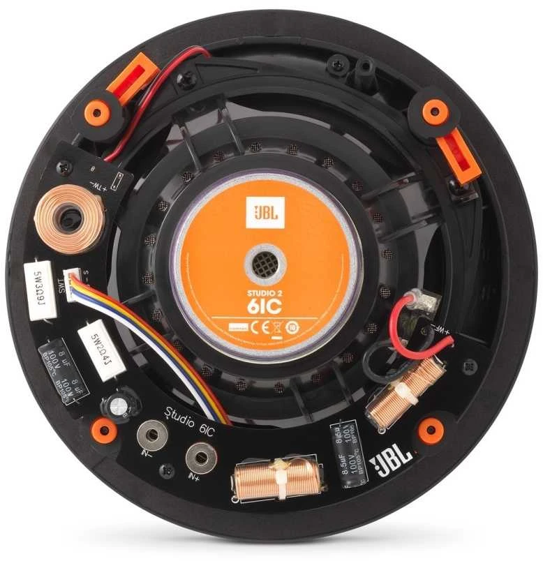 JBL STUDIO 2 6IC Dvipusis apvalus 6,5" instaliacinis garsiakalbis su galimybe optimizuoti garso kryptį